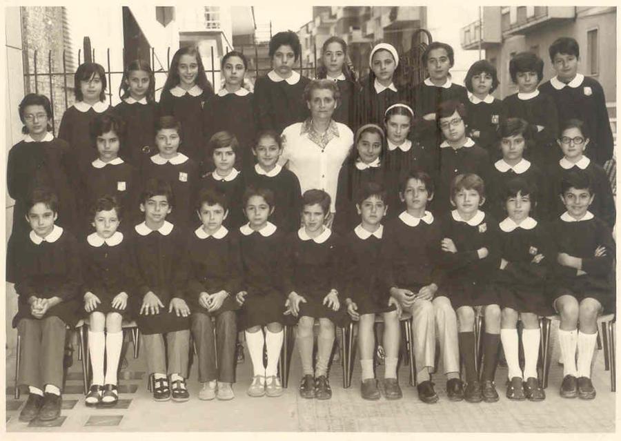 Foto d'epoca: classe scolastica